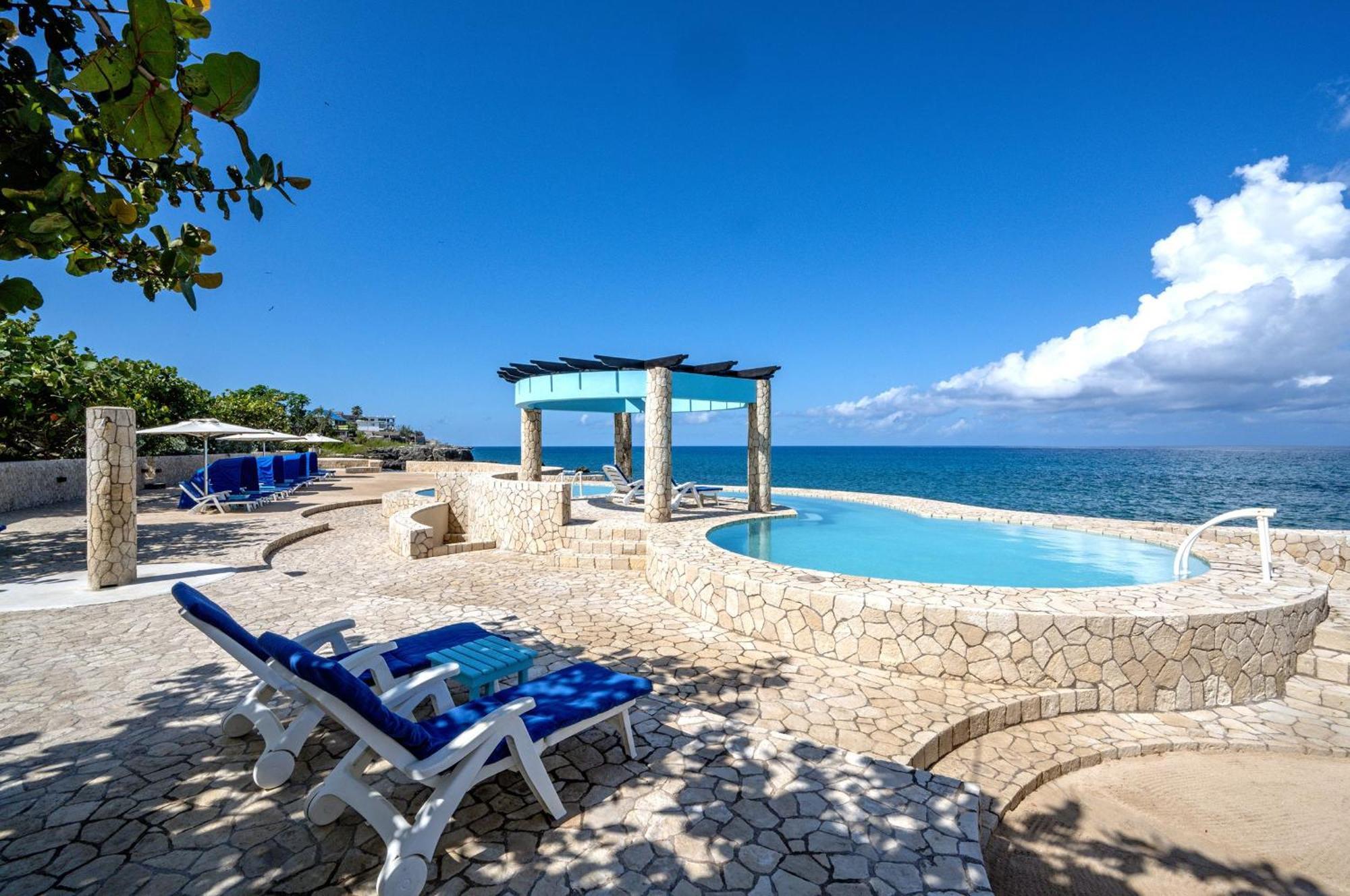 Ocean Cliff Hotel Negril Limited - Adults Only 외부 사진