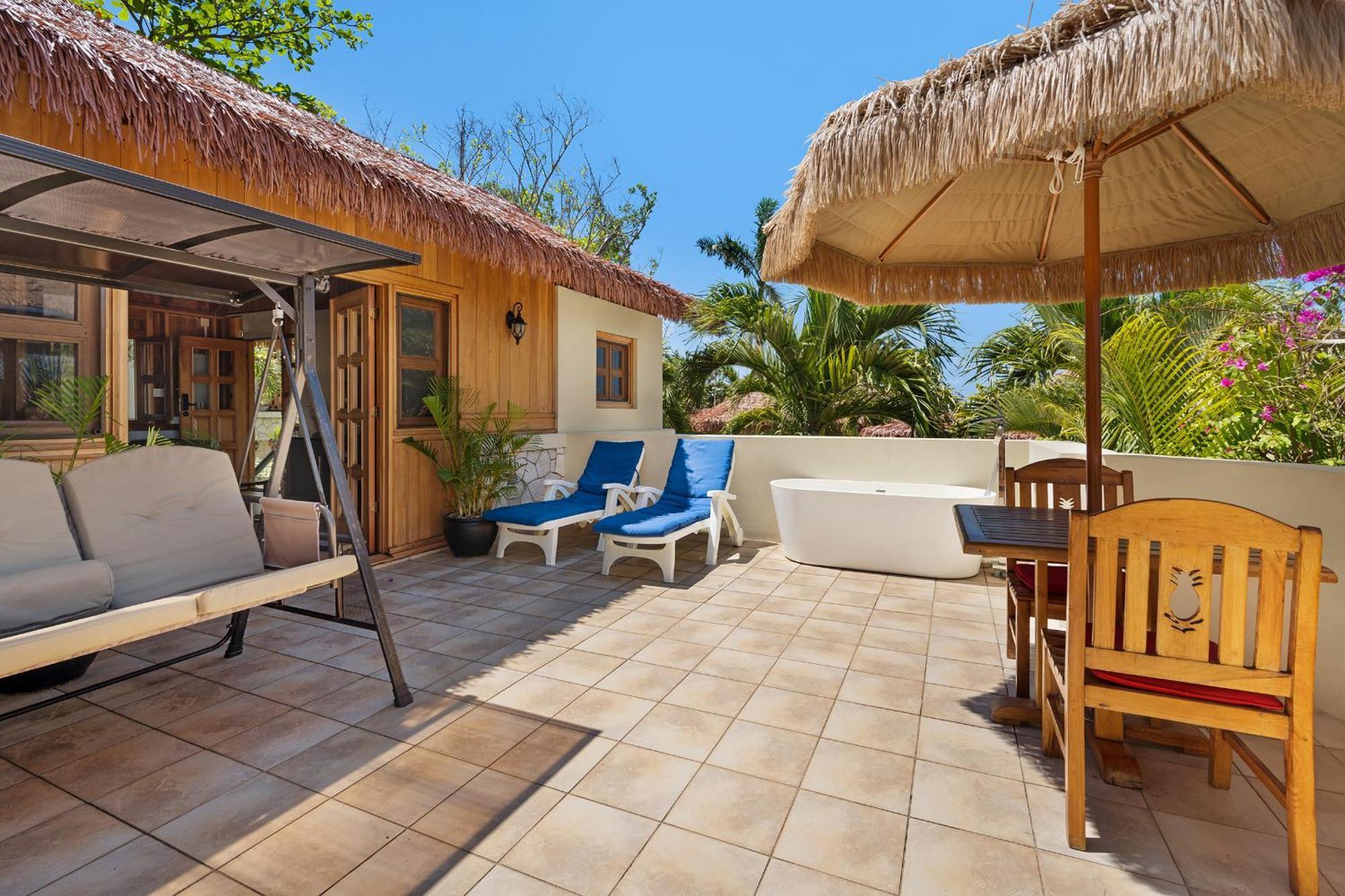 Ocean Cliff Hotel Negril Limited - Adults Only 외부 사진