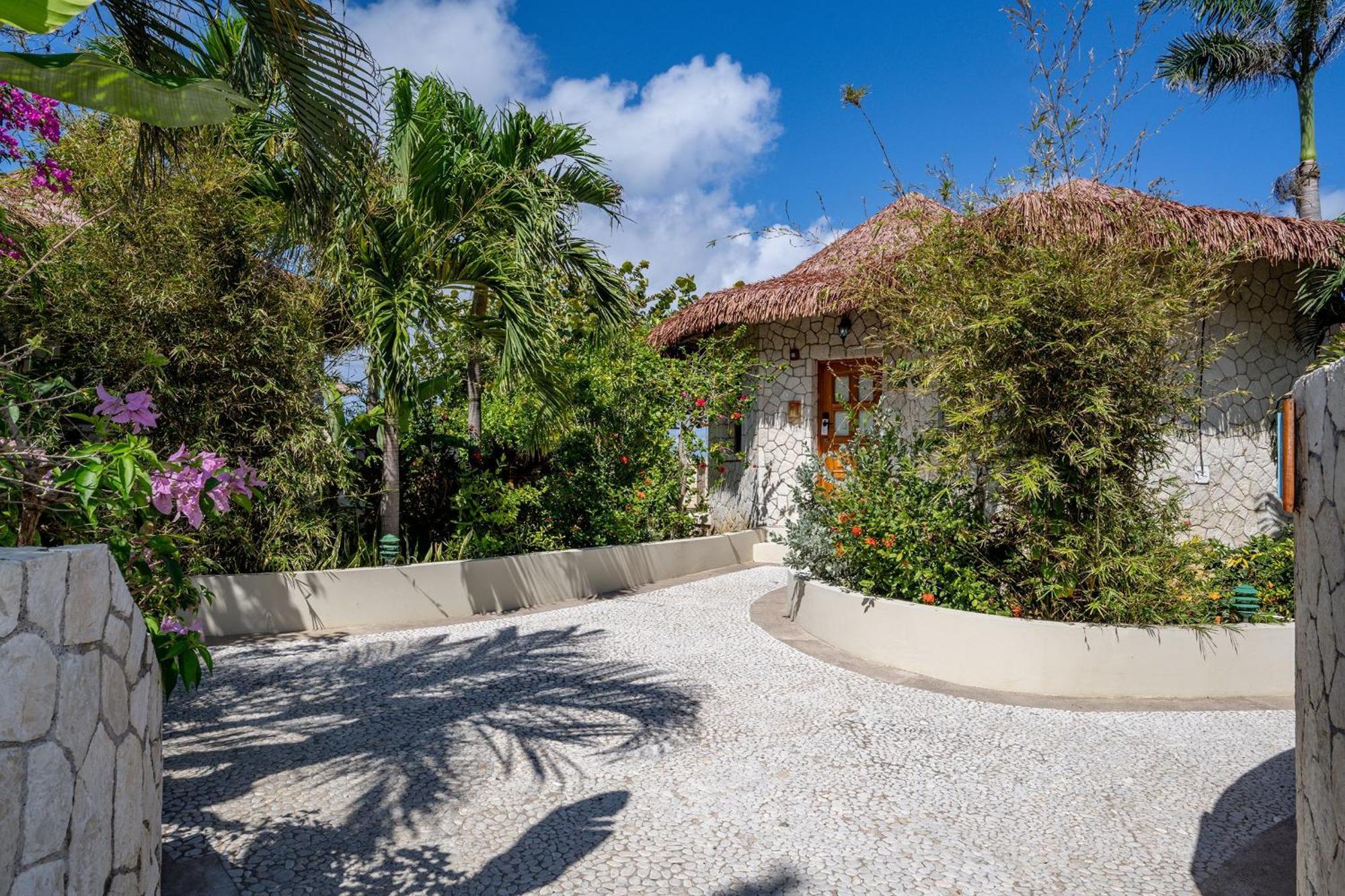Ocean Cliff Hotel Negril Limited - Adults Only 외부 사진